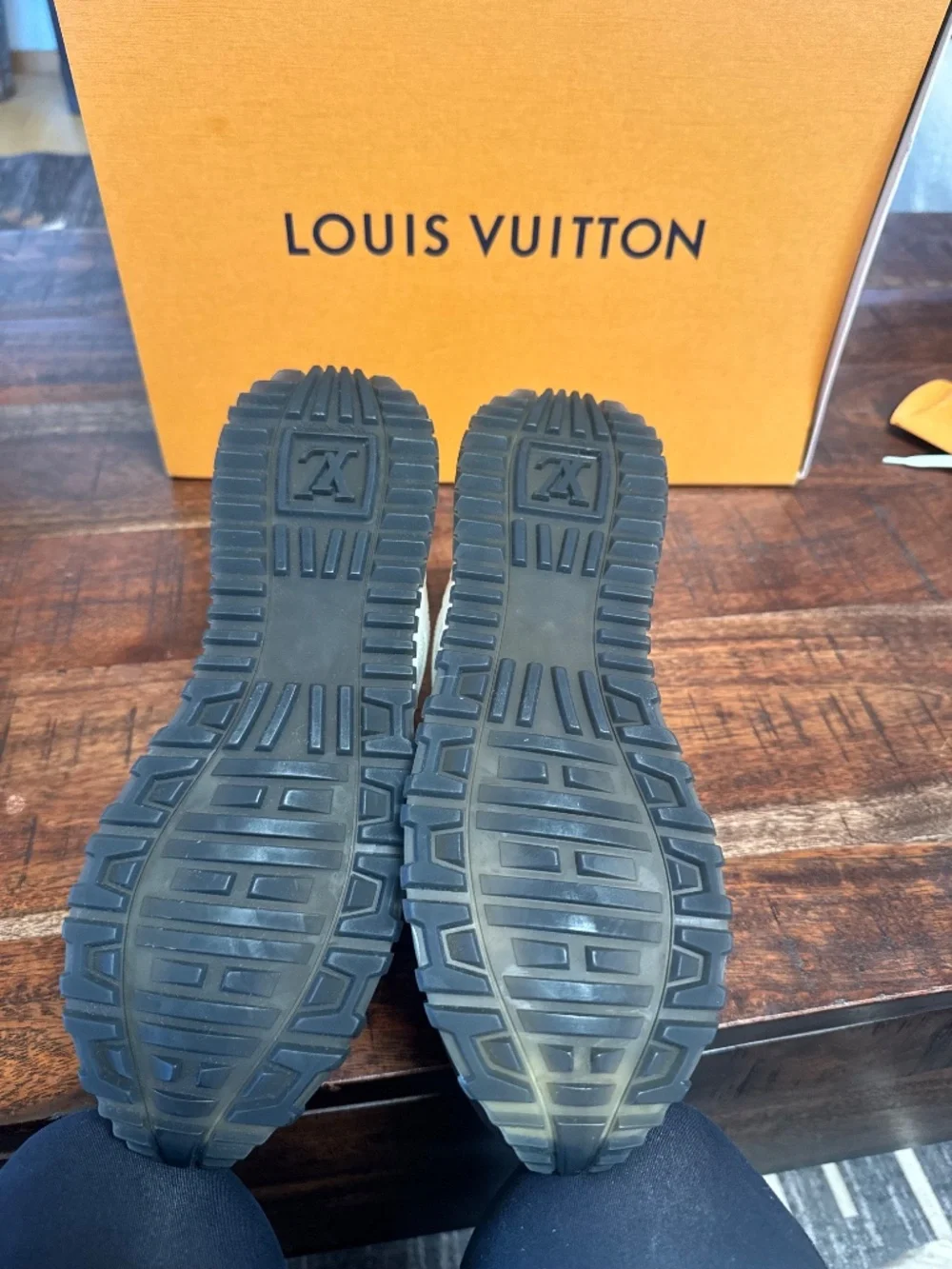 Never Worn Authentic Louis Vuitton Runaway Sneaker sz 36.5